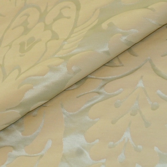 Beacon Hill Savannah Belle Ice Damask Fabric - Picture 5 of 16
